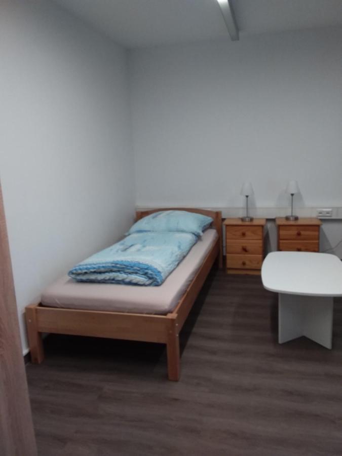 Nguyen Le 3 Schlafzimmer, 7 Bette,Dusche, 2 Wc , Kueche Ab 2 Uebernachtungen Neukirch  Eksteriør billede